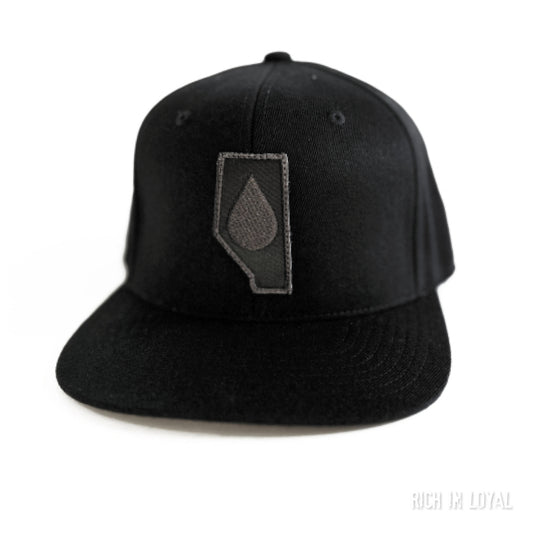 alberta oil - black - flexfit snapback | hat