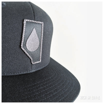 alberta oil - black - flexfit snapback | hat